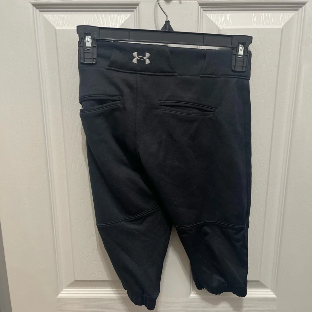 Football shorts under Armour youth small black - Picture 10 of 10